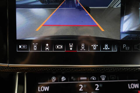 2023 Audi SQ8 4.0T quattro Premium Plus