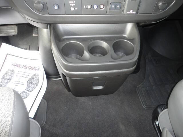 2024 GMC Savana LT 2500