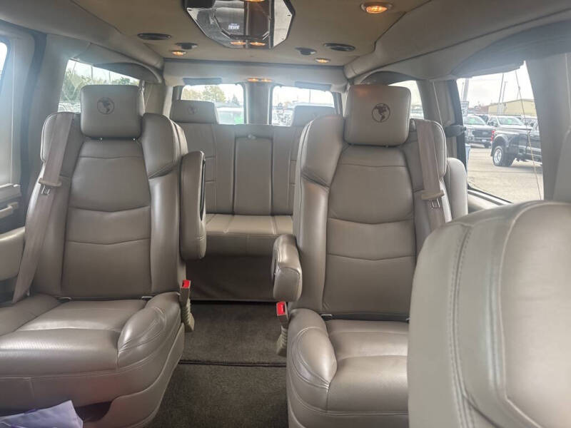 2021 GMC Savana 2500