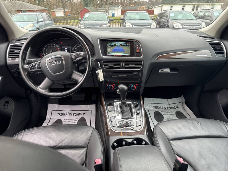 2011 Audi Q5 2.0T quattro Premium Plus