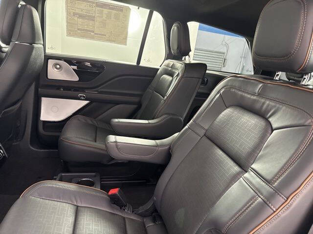 2025 Lincoln Aviator Black Label