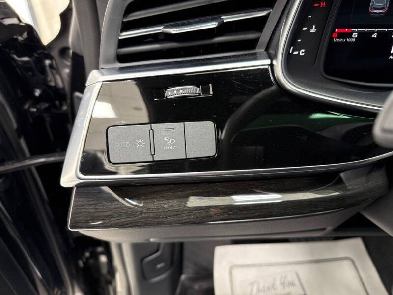 2025 Audi Q8 quattro Premium Plus 55 TFSI