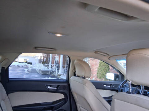 2017 Ford Edge SE