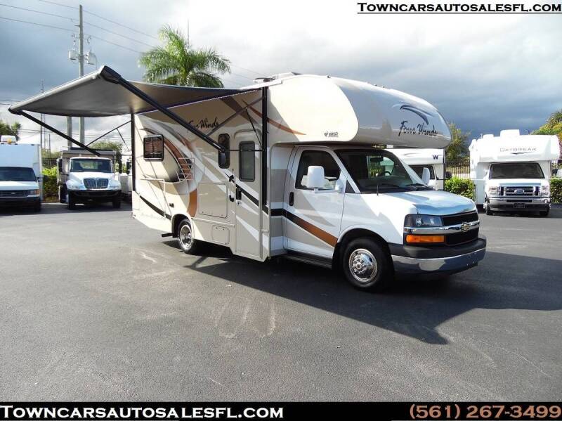 2018 Thor Industries Four Winds RV for sale at Town Cars Auto Sales in West Palm Beach FL