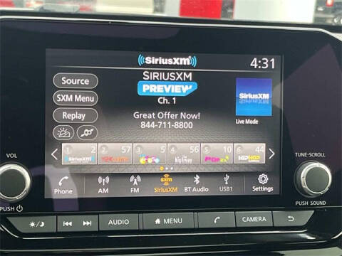 2023 Nissan Pathfinder SV