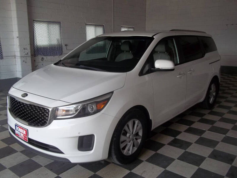 2017 Kia Sedona LX