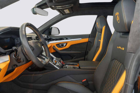 2024 Lamborghini Urus S