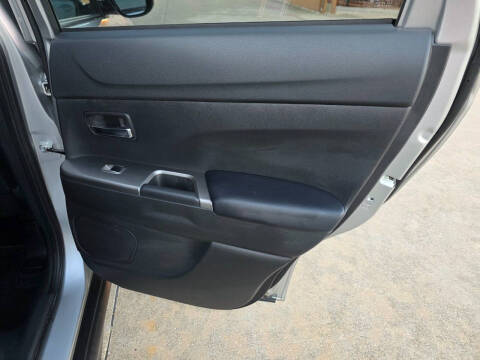 2024 Mitsubishi Outlander Sport SE