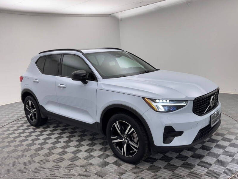 2024 Volvo XC40