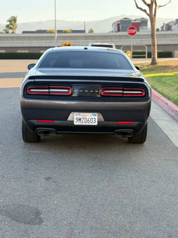 2017 Dodge Challenger