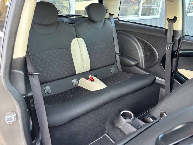 2012 MINI Cooper Hardtop
