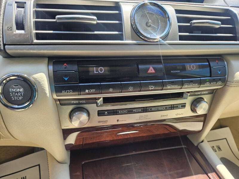 2014 Lexus LS 460