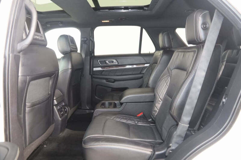 2016 Ford Explorer Platinum