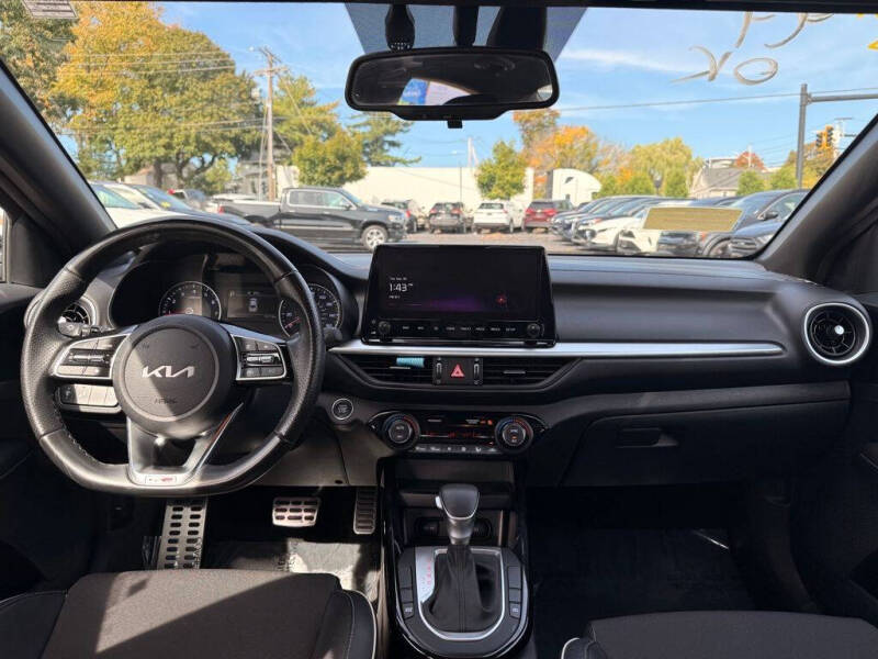 2022 Kia Forte GT Line