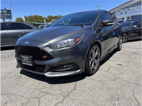 2018 Ford Focus ST