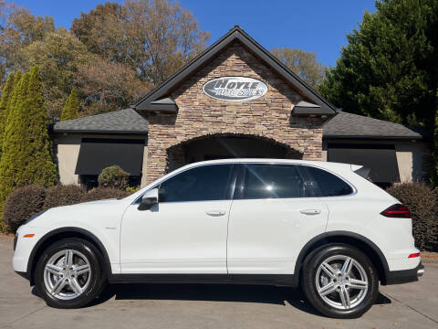 2016 Porsche Cayenne for sale at Hoyle Auto Sales in Taylorsville NC