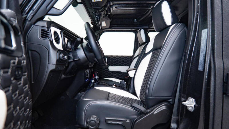 2025 Jeep Gladiator