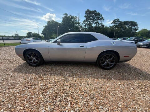 2018 Dodge Challenger SXT Plus