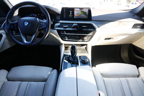 2017 BMW 5 Series 540i