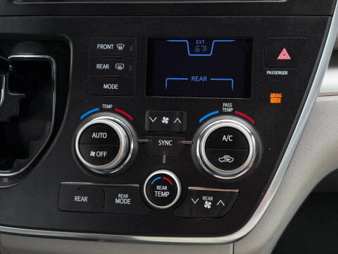 2016 Toyota Sienna L 7-Passenger