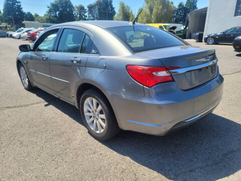 2013 Chrysler 200 Touring
