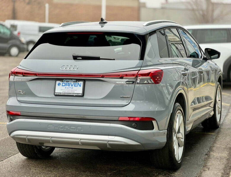 2023 Audi Q4 e-tron quattro Premium Plus 50