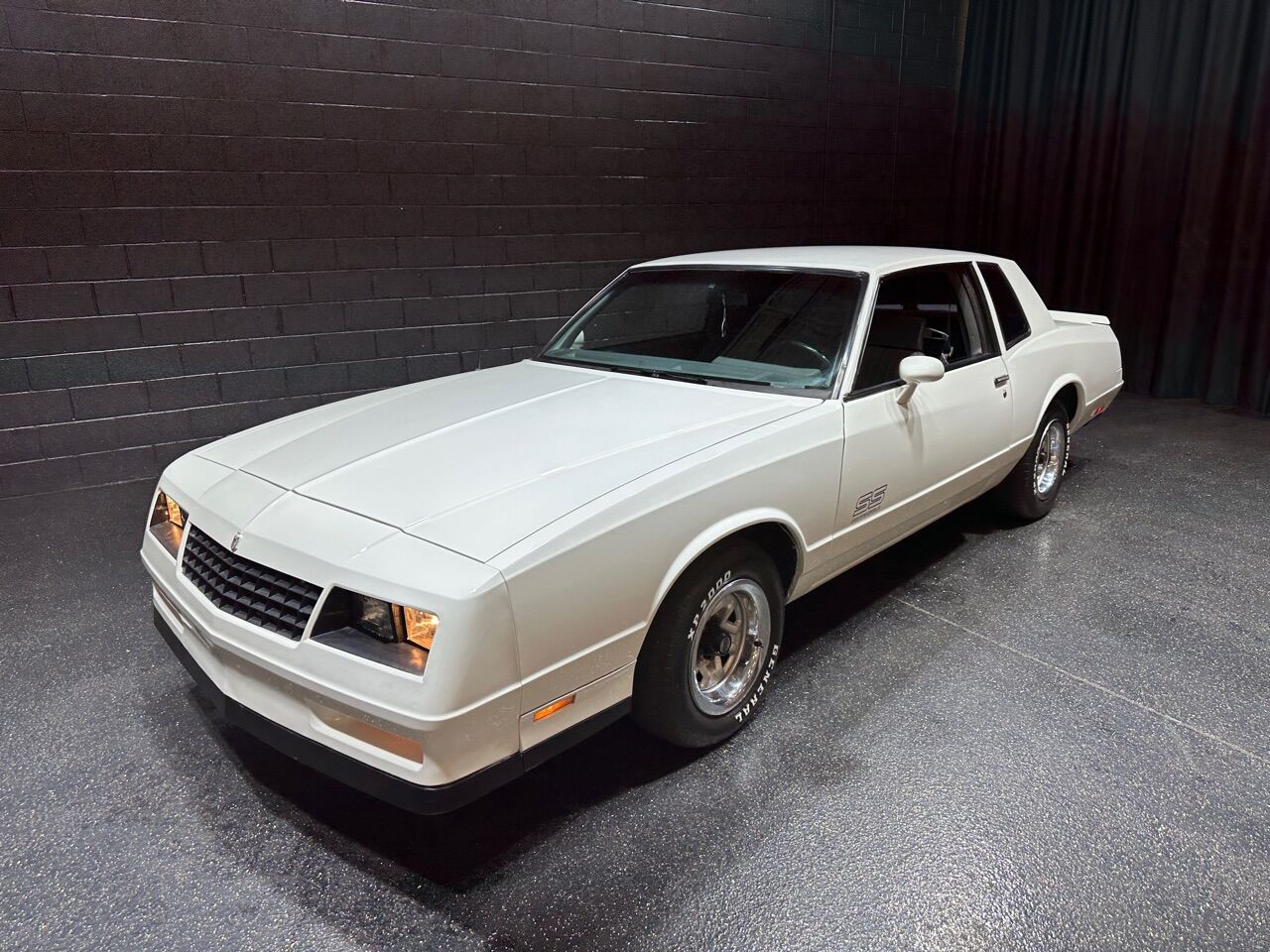 1985 Chevrolet Monte Carlo 6