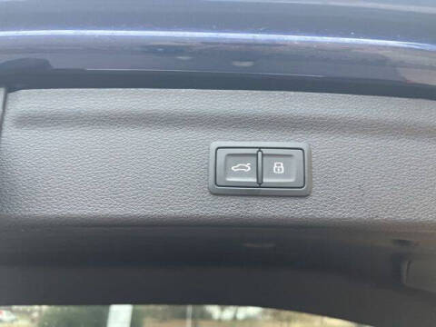 2023 Audi Q3 quattro S line Prem Plus 45 TFSI