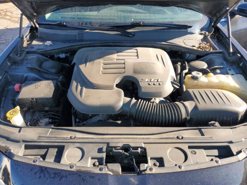 2016 Chrysler 300 Limited