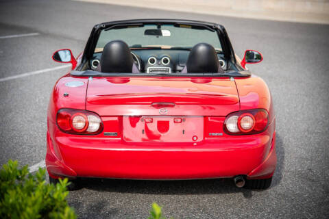 2003 Mazda MX-5 Miata