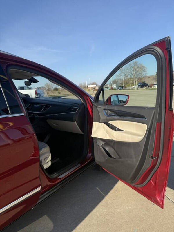 2018 Buick Enclave Essence