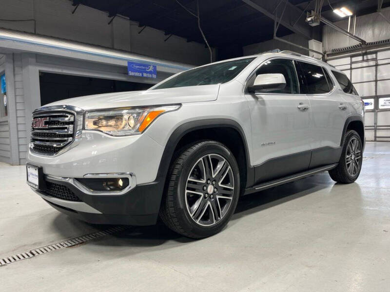 2017 GMC Acadia SLE-2