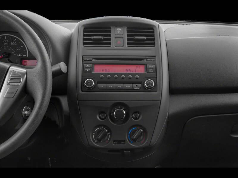 2019 Nissan Versa SV