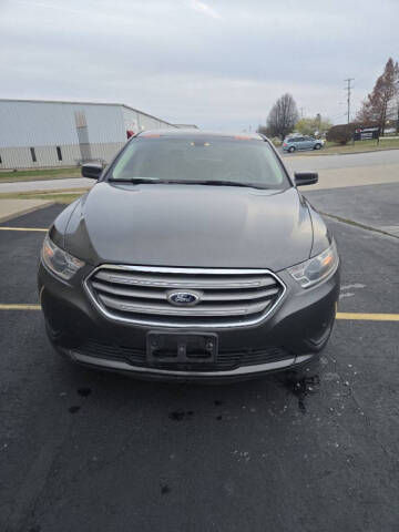 2015 Ford Taurus