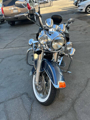 2003 Harley-Davidson Road King for sale at UNITED AUTO MART CA in Arleta CA