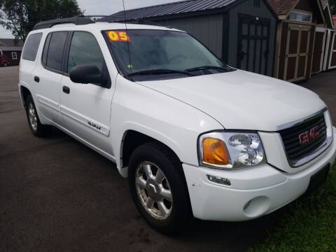 2005 GMC Envoy XL for sale at Moto-Gurus Auto Sales and Service Experts in Lafayette IN