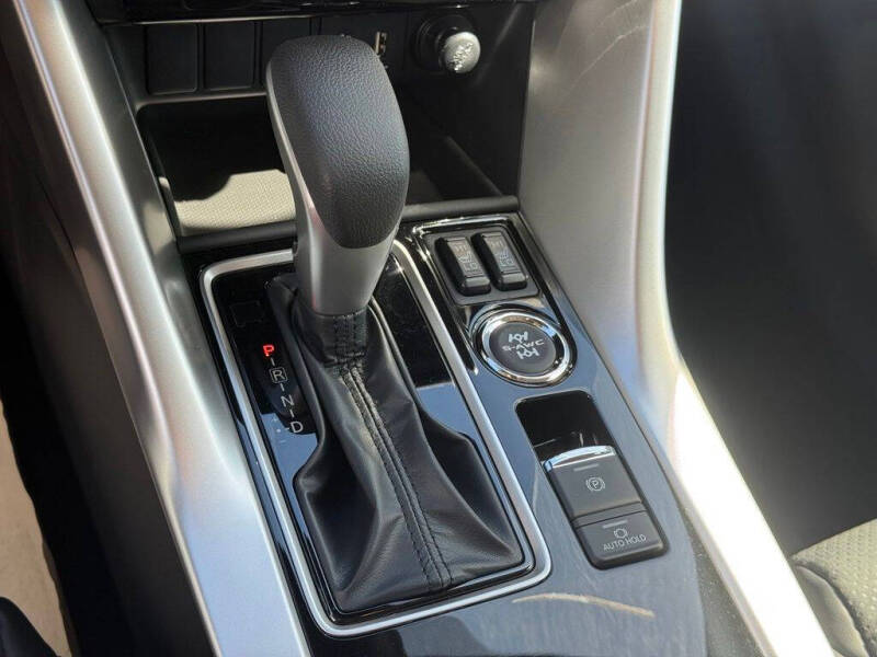 2026 Mitsubishi Eclipse Cross SE