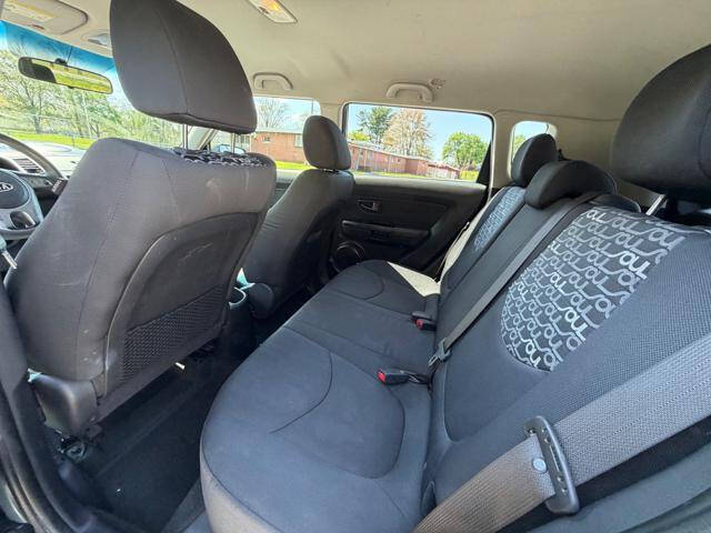 2011 Kia Soul +