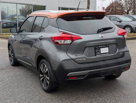 2019 Nissan Kicks SR