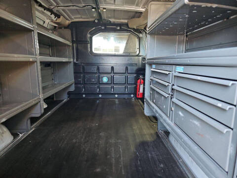 2022 Chevrolet Express 2500