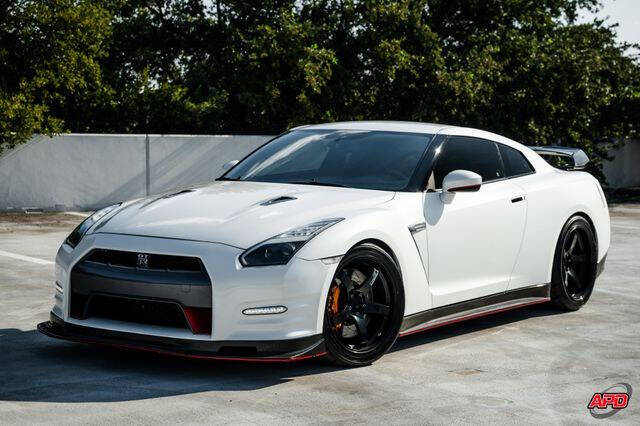 2014 Nissan GT-R Premium