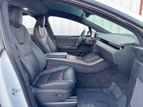 2023 Tesla Model X Standard Range