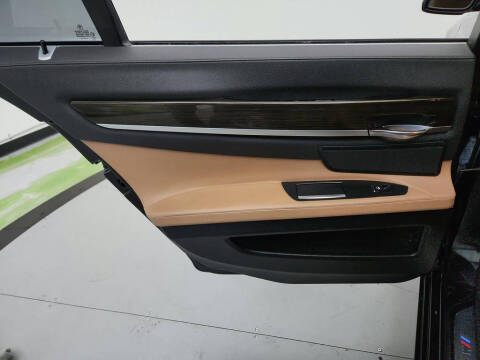 2014 BMW 7 Series 740i