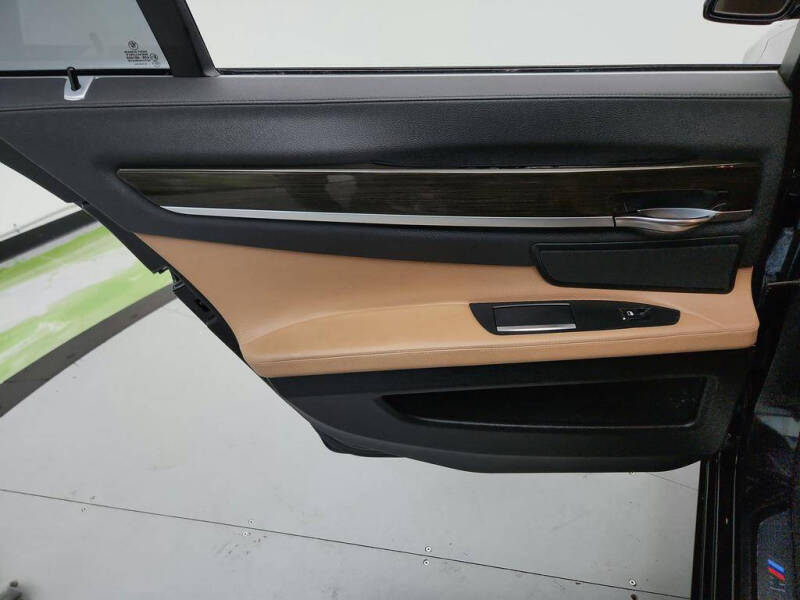 2014 BMW 7 Series 740i