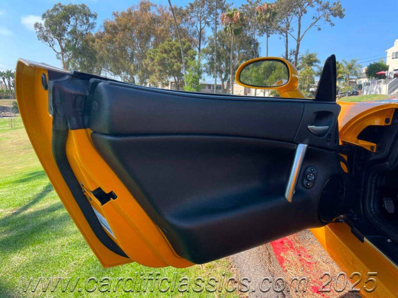 2003 Dodge Viper SRT-10