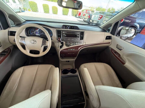 2012 Toyota Sienna Limited 7-Passenger