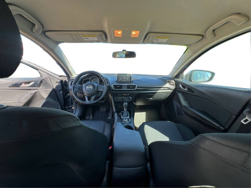 2016 Mazda MAZDA3 i Sport