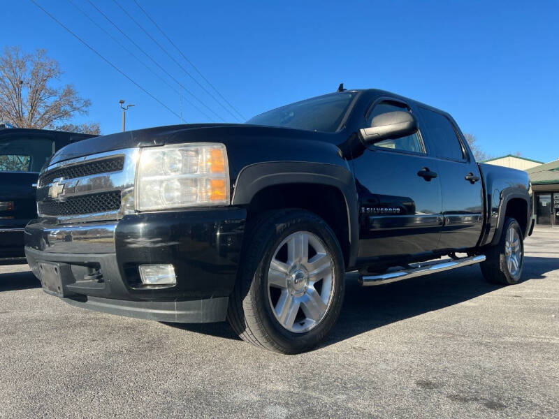 2007 Chevrolet Silverado 1500 for sale at Ridgeways Auto Sales in West Frankfort IL