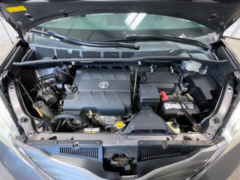 2014 Toyota Sienna