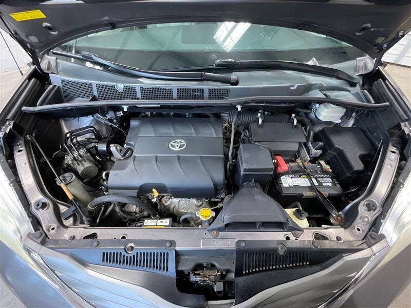 2014 Toyota Sienna
